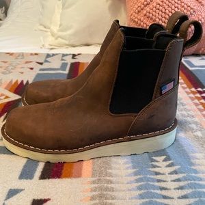 Danner Women’s Bull Run Chelsea